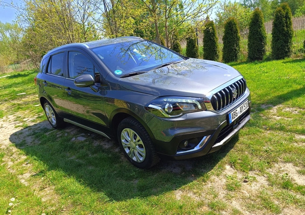 Suzuki SX4 S-Cross cena 69999 przebieg: 44000, rok produkcji 2020 z Góra małe 137